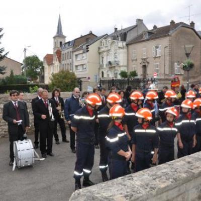 Dépôt de gerbes du 14 juillet