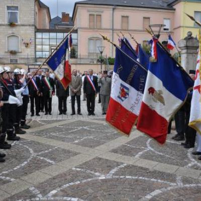 Dépôt de gerbes du 14 juillet